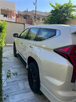 ميتسوبيشي باجيرو سبورت